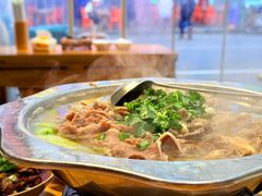-谢老五跷脚牛肉·非遗传承店
