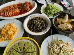 -七的湖·晚芳亭·阳澄湖农家菜·大闸蟹(莲花岛店)