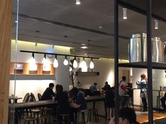 大堂-喜茶(深圳东门1234店)