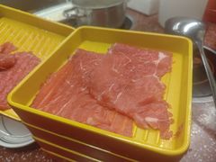 -四囍码头海鲜烧烤自助火锅(外滩南京东路悦荟广场店)