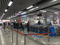 -闸弄口(地铁站)