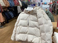 -优衣库(上海颛桥万达广场店)