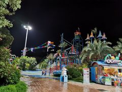 -客天下恐龙水晶玻璃桥