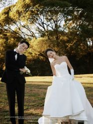 -易摄影婚纱摄影工作室