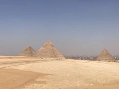 -吉萨金字塔群