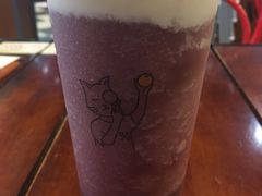 手舂肉肉葡萄奶缇-%百分茶(江阴万达店)