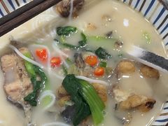 -鲜越鲜鱼粉(财富购物中心店)