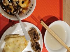 -护国寺小吃店(红莲南路店)