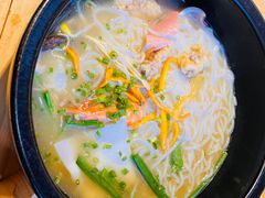 -勺子米线·云南传统小吃市集(四方街店)