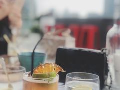 -池畔酒吧 WET Bar