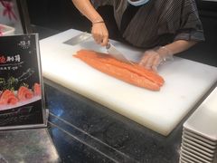 -四海一家自助餐(益田假日广场店)