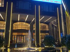 -汕尾巴黎半岛酒店