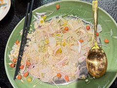 -得意咚瓜·顺德鱼生·冬瓜火锅(深圳首店)