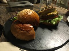 -HIGH FIVE哈福手工汉堡(桂林路店)