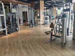 -威克健身游泳(万菱汇店)