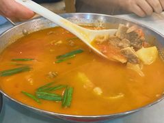 番茄土豆牛腩锅仔-小实惠嘉(威海路店)