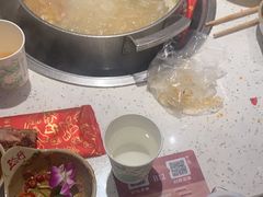 -三人行骨头王火锅(长寿店)
