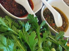 -鲁朗纳麦石锅鸡庄园
