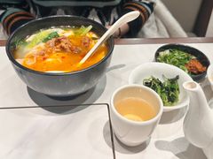 -博望坡饭店(宜山路店)