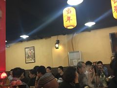 大堂-东镇老火锅(长春路首店)