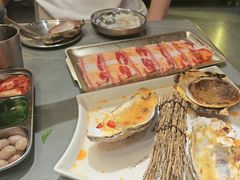 -围炉肉舍•炭烤活鳗•丹东海鲜烤肉(步行街店)