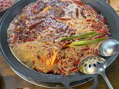 -黄潇洒老火锅(九眼桥宏济巷店)