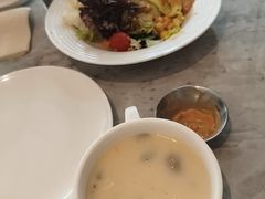 -必胜客(WOW南雄店)