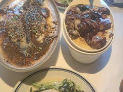 -八府香鸭·啫啫煲(华山路店)