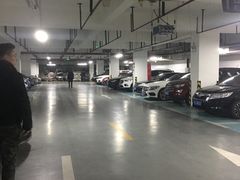 -沈杜公路站P+R停车场