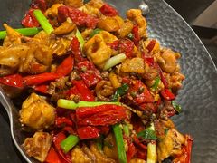 菜籽油爆炒鲜土鸡-新太二·鲜料川菜(晶耀前滩店)