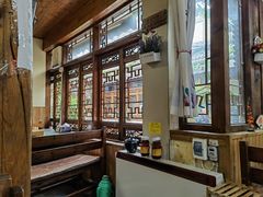 -丽江庭院·云南野生菌·海鲜火锅(鼓楼四合院店)