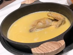招牌鸡煲翅锅-新一哥粤菜火锅(瑞金店)