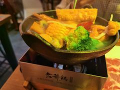 -东北烧烤·烤羊腿(天虹店)