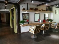 -罗亚帝·NASHOW纳秀形象设计