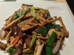 -黑鸡小馆(金源店)