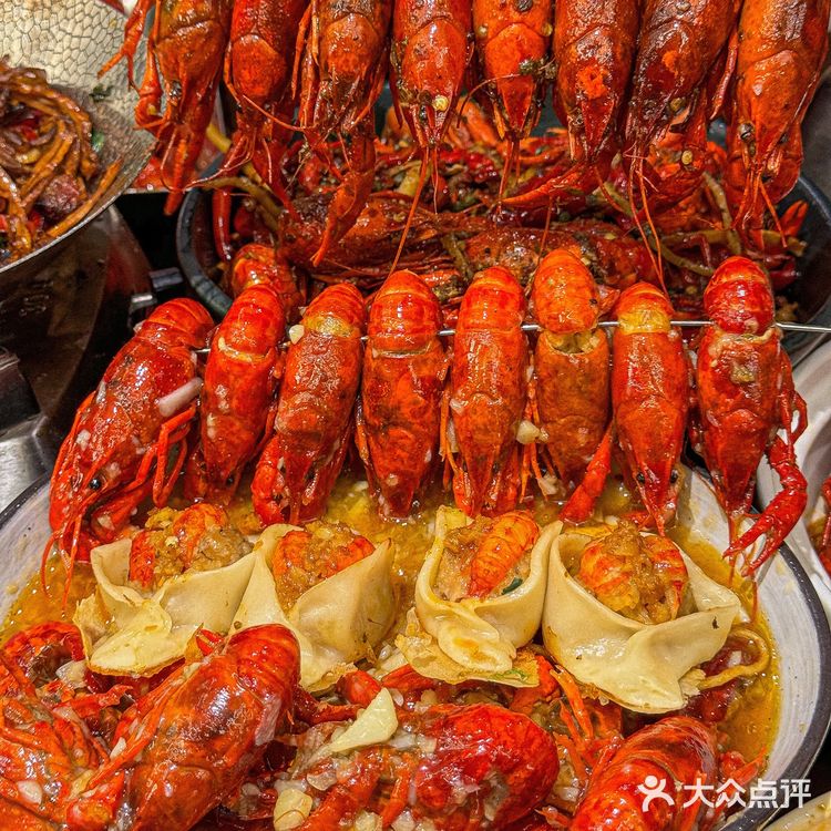 蒜蓉！麻辣！在拌面！香惨了！还有龙虾开口饺！龙虾汉堡！
