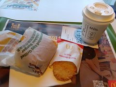 -麦当劳(欢乐谷店)