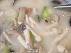 -万龙洲海鲜(大兴绿地缤纷城店)