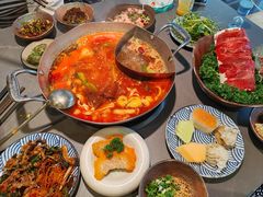 -楠小云·云南鲜菌·鲜牛自助火锅(九眼桥店)