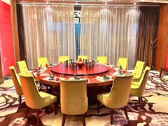 -粤尚腾香居中餐厅(首都机场希尔顿店)