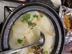 -何师烧烤·香辣蟹·川菜·30年老品牌(太古里旗舰店)