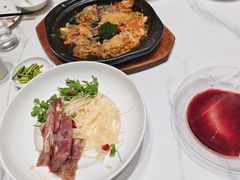 -梅利汴京烤鸭•开封豫菜地标店(东司门店)
