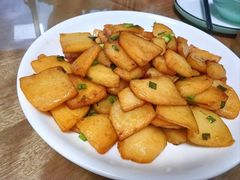 小葱农家土豆-芦茨金富饭庄·25年老字号·专做稻草鸡