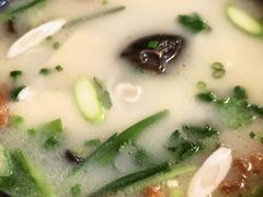 -桥香园云南过桥米线(红龙井店)