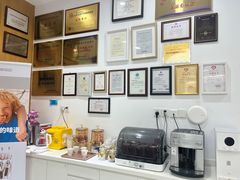 -雅悦齿科(顾村公园店)