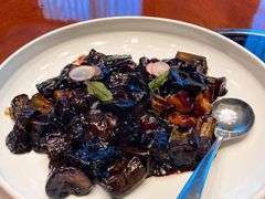 独头蒜烧茄子-世贸万锦大酒店·江南春中餐