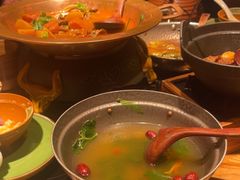 -吃饭皇帝大土家民族菜(正大广场店)