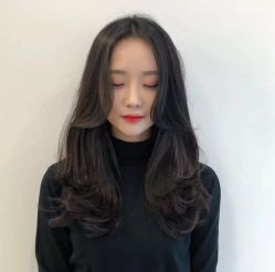 -AYO SALON