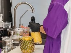 -怪物困了·咖啡(金地龙城店)