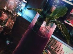 -Whisper Bar 